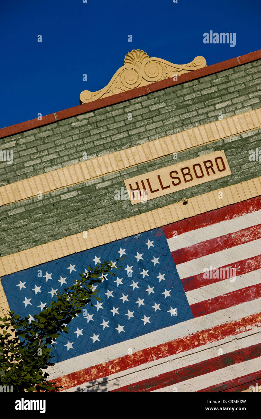 American flag painted on the side of a building in Hillsboro Village in Nashville Tennessee, USA Stock Photo