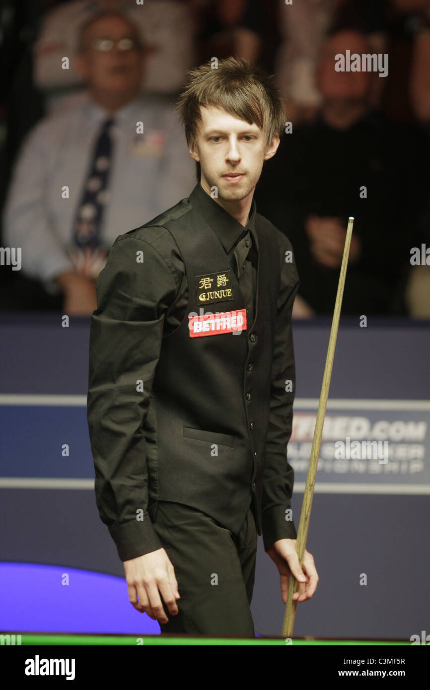 World Snooker Championship 2011: Judd Trump beats Neil Robertson, World  Snooker Championship 2011