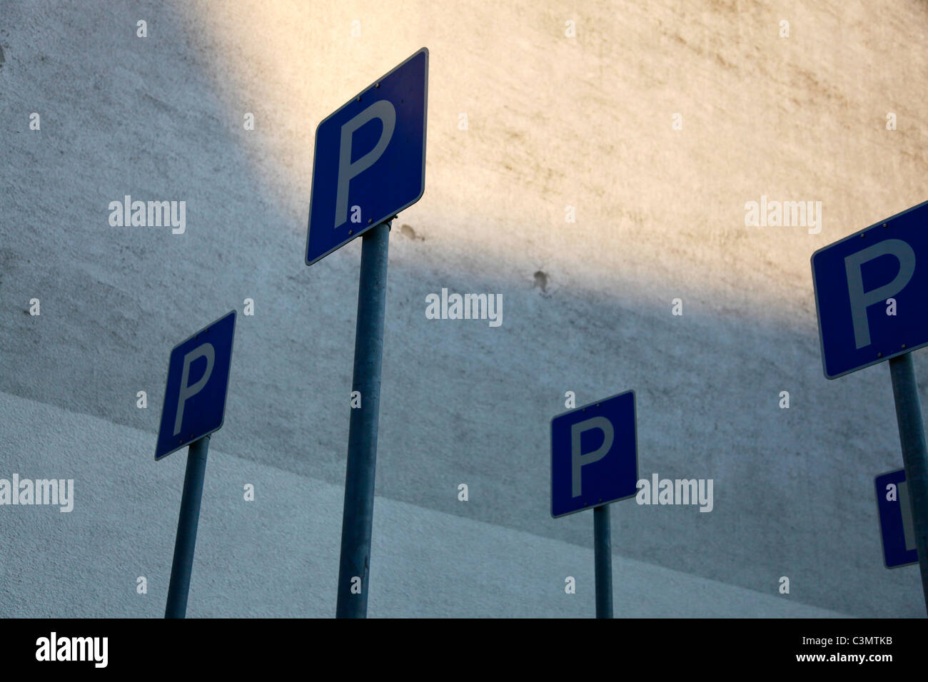 Parking signs in Leipzig Saxony Eastern Germany Stock Photo Alamy