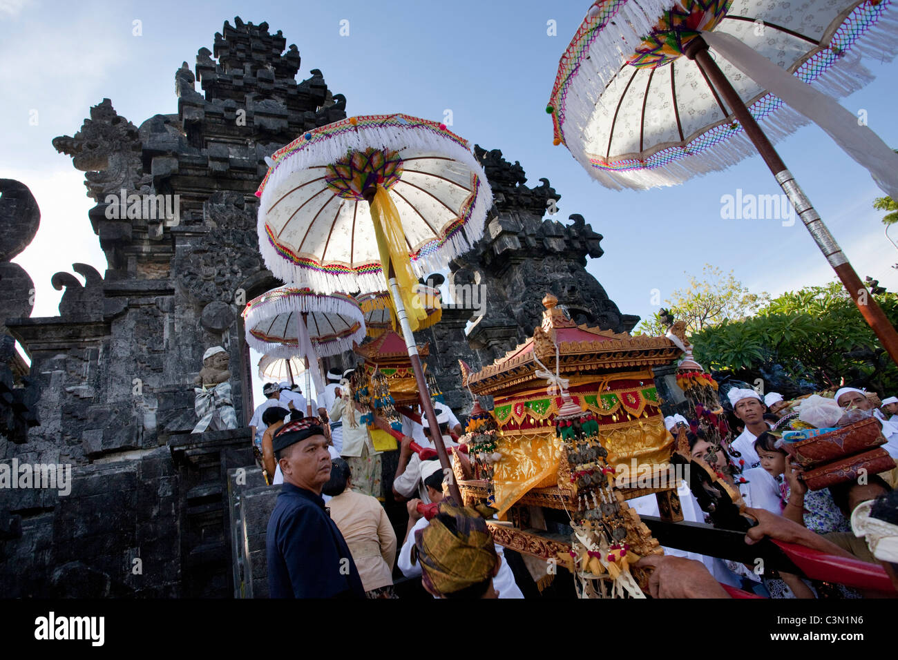 Indonesia, Island Bali, Alassari, Sea temple called Pura Ponjok Batu. Melasti or Melasty Festival to honor the gods of the sea. Stock Photo