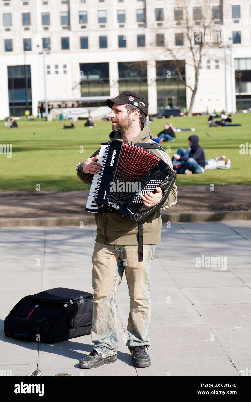 Male busker london hi-res stock photography and images - Alamy