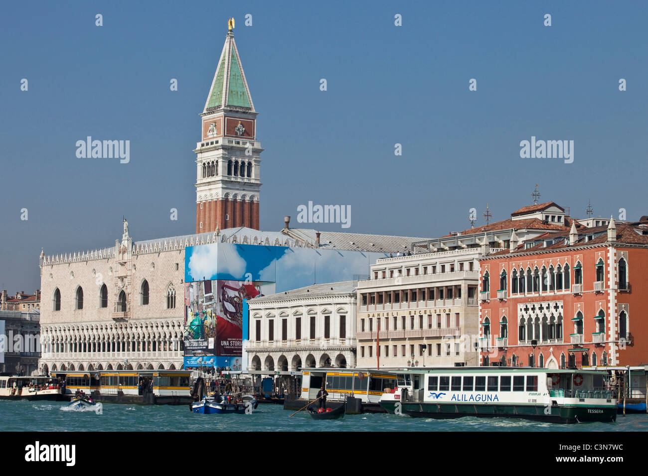 Venice doges palace scene hi-res stock photography and images - Alamy