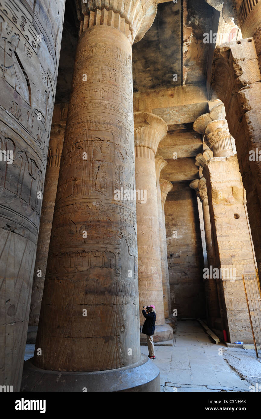 Africa Middle East Egypt Temple of Edfu - man is dwarfed by the giant columns Stock Photo