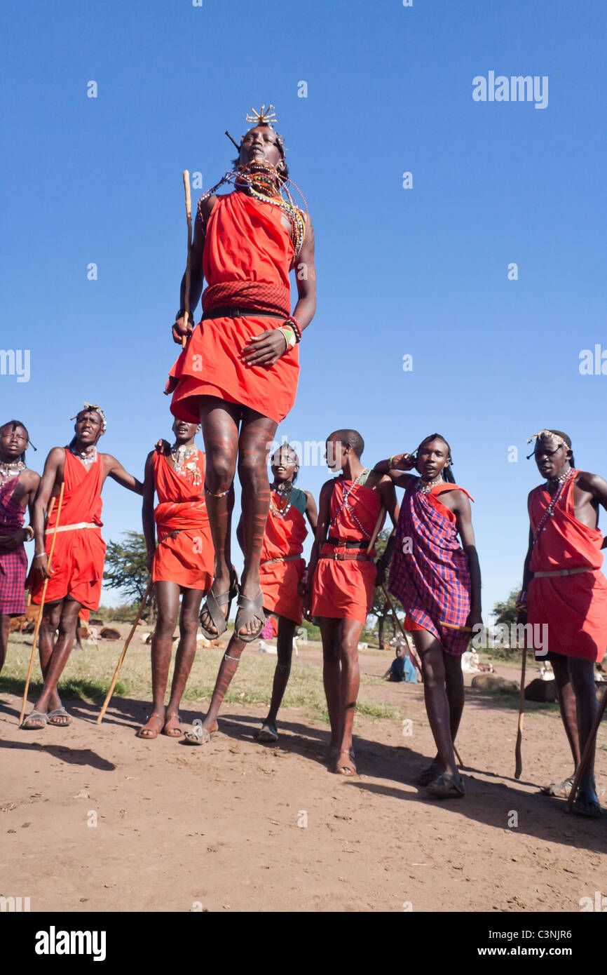 Masai warriors in traditional costume during a ritual Stock Photo - Alamy