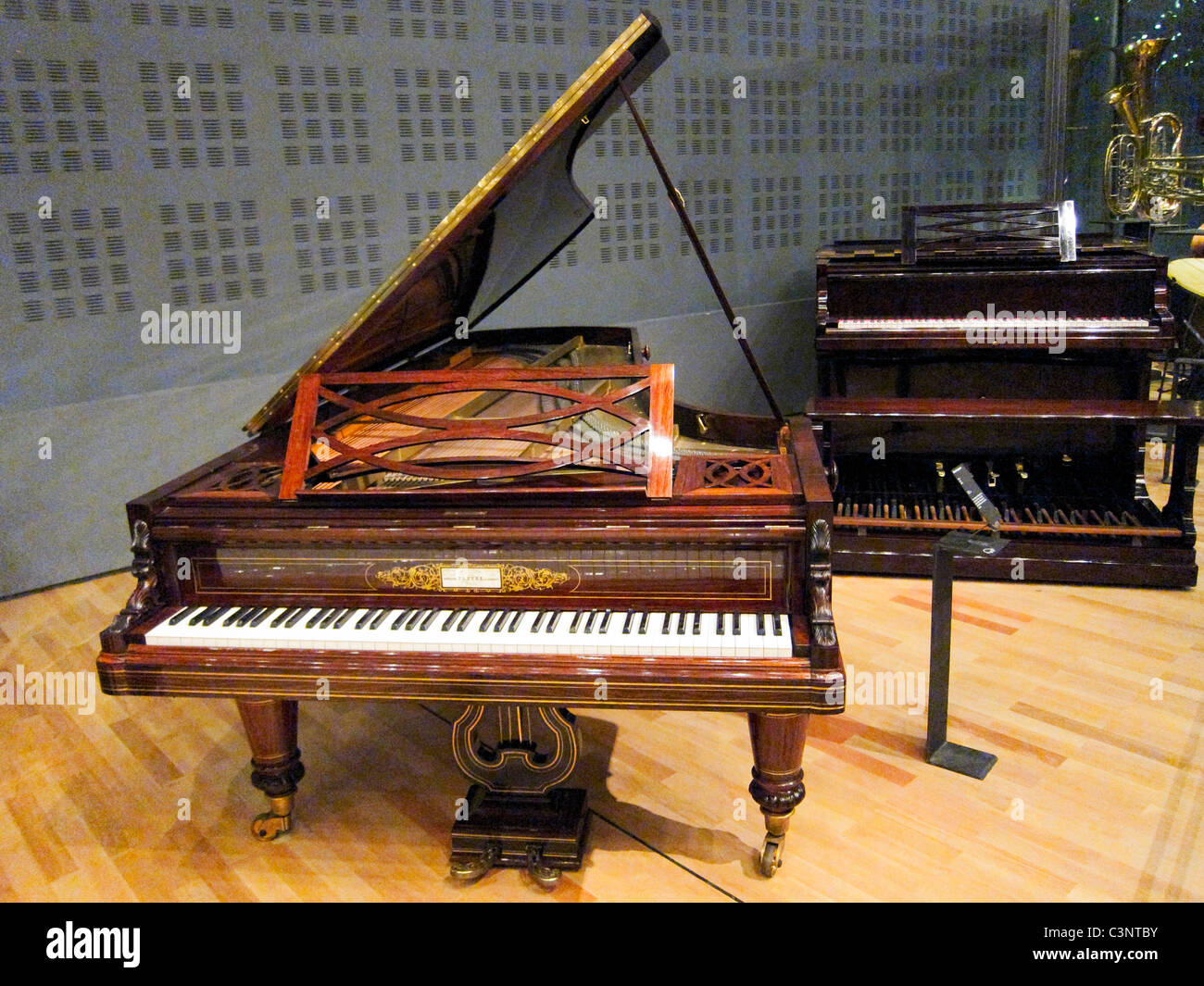 Paris, France, Old Playel Piano in "Musee de la Musique", Music Museum, in  La Villette, City of Science and Industry paris Stock Photo - Alamy