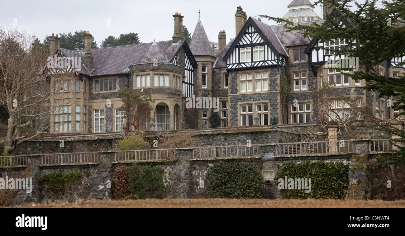 Bodnant Estate Victorian country house Stock Photo Alamy