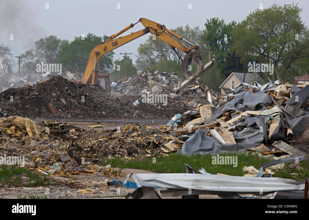 Detroit Demolition Demolition of Detroit Auto Plant Stock Photo - Alamy