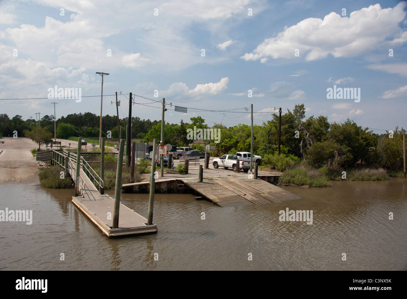 South Carolina, The only cable ferry in the Intracoastal