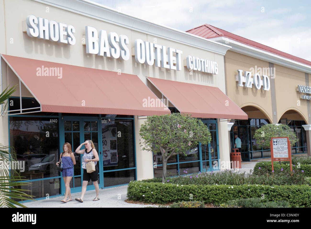 bass outlet near me