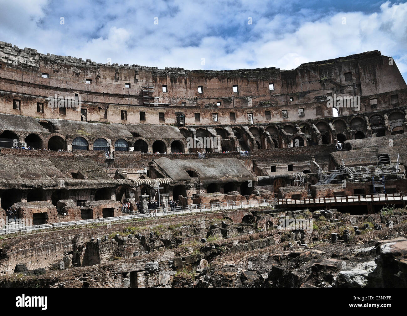 Rome ruins cobbles colosseum arches hi-res stock photography and images ...