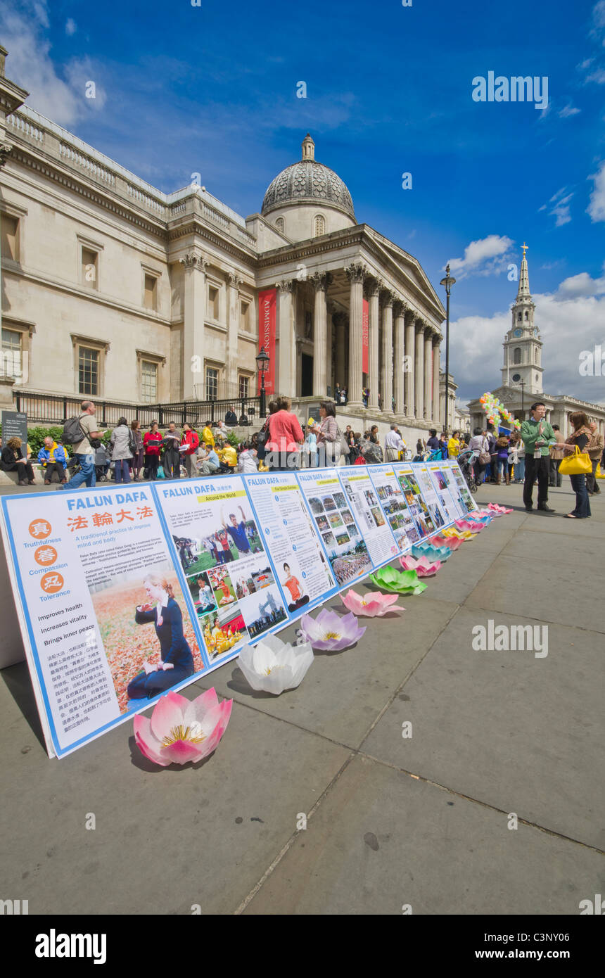 Celebrating the 19th Anniversary of Falun Dafa in Trafalgar Square in London Stock Photo