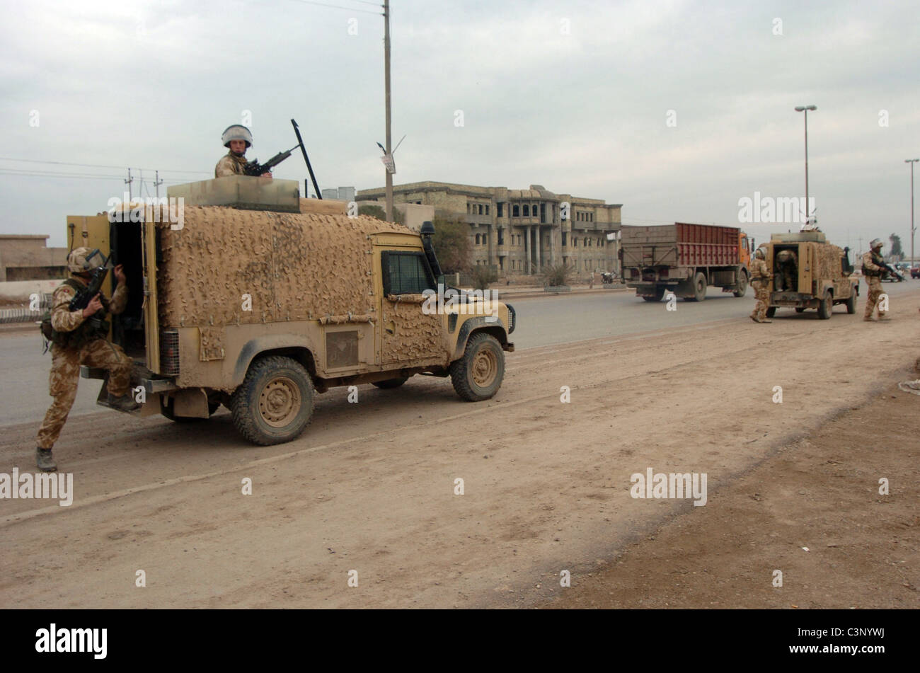 Snatch Land Rover Hi Res Stock Photography And Images Alamy
