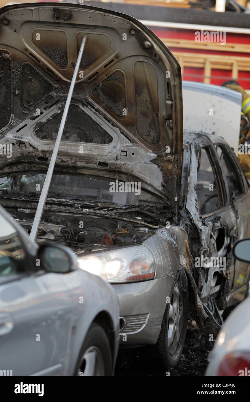 A Car Bursts Into Flames In The Parking Lot Of A Trader Joe's Grocery ...