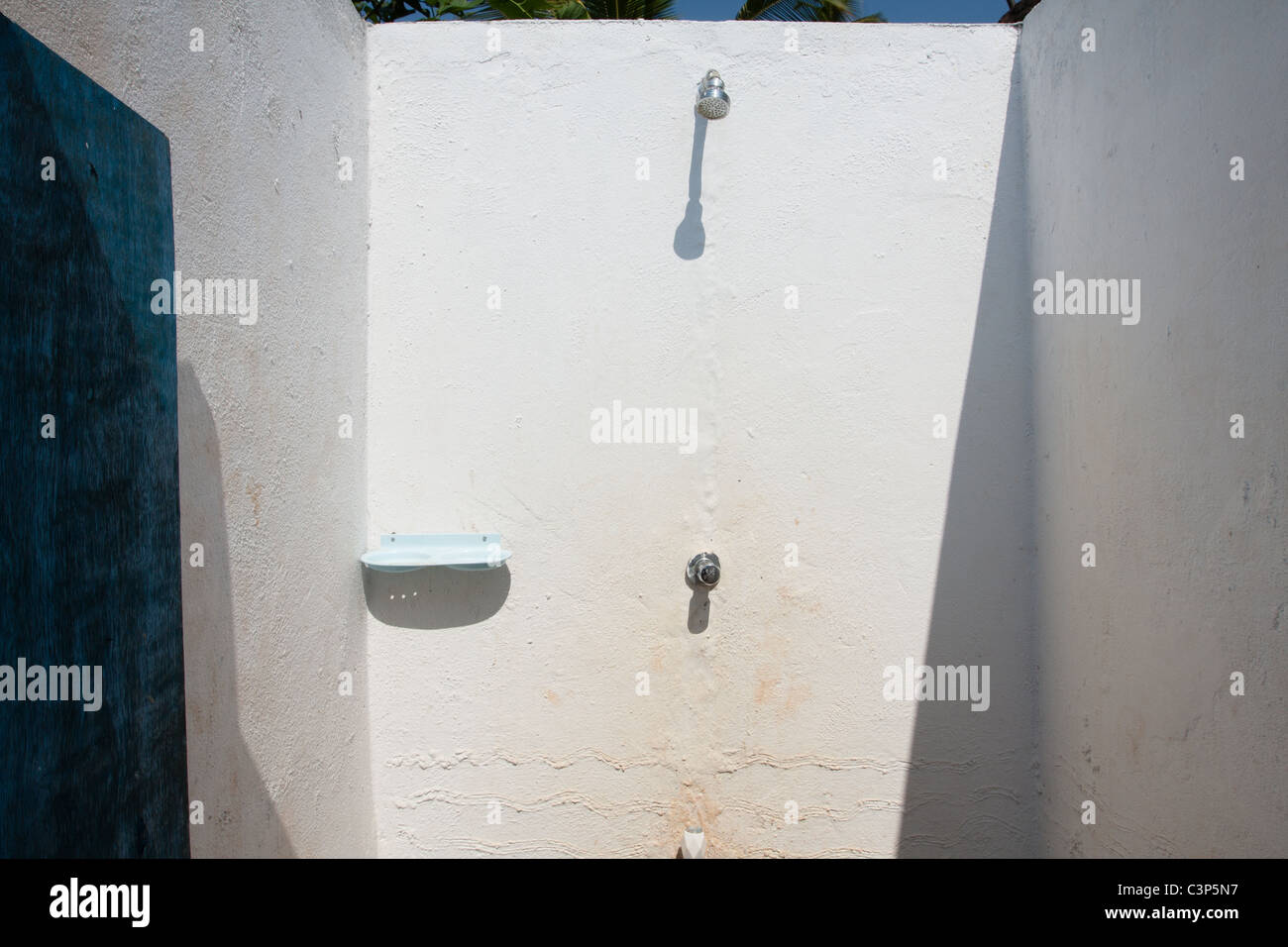 Outdoor Toilet India High Resolution Stock Photography and Images - Alamy
