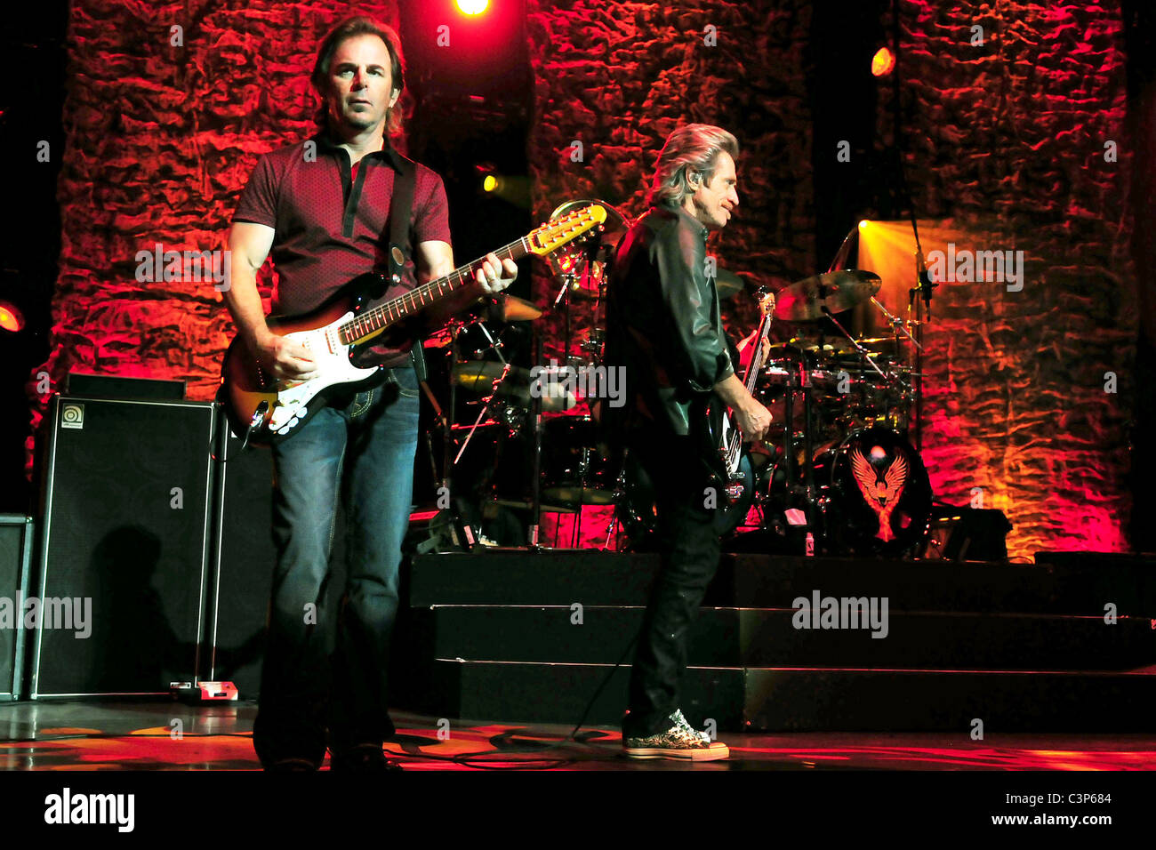 Ross valory journey bassist hires stock photography and images Alamy