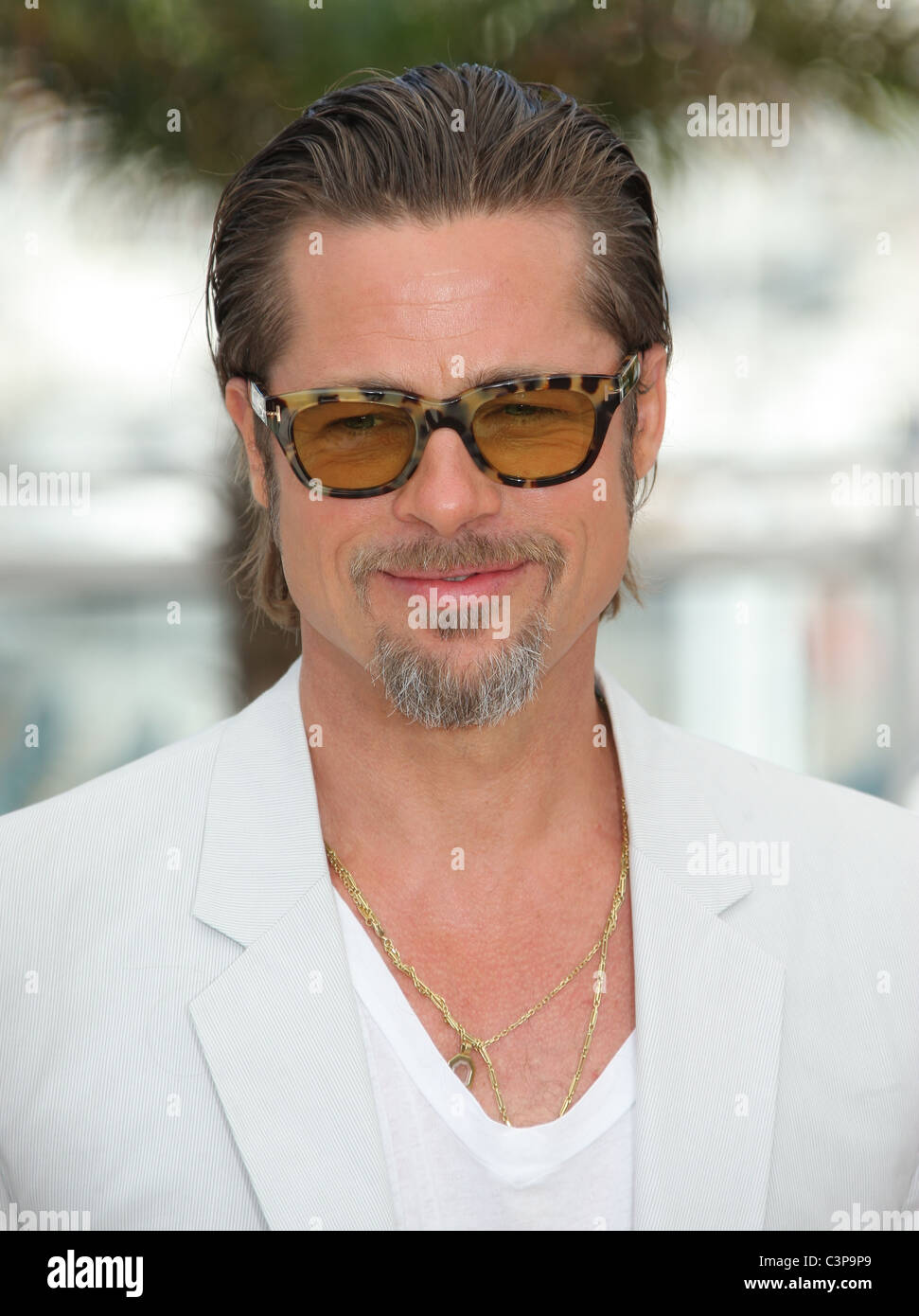 BRAD PITT THE TREE OF LIFE PHOTOCALL CANNES FILM FESTIVAL 2011 PALAIS
