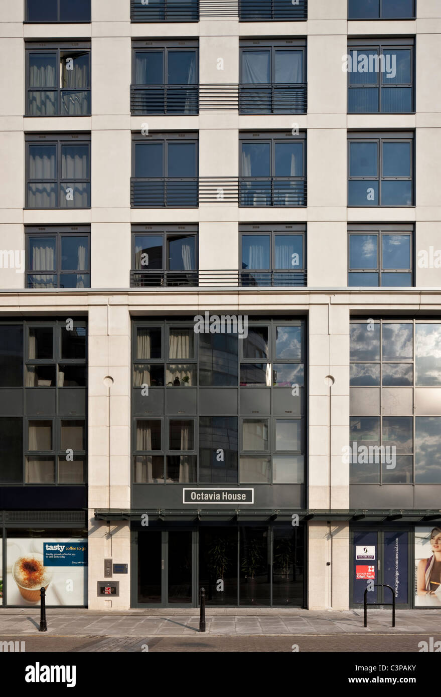 Imperial Wharf apartments and penthouses in Chelsea, London Stock Photo