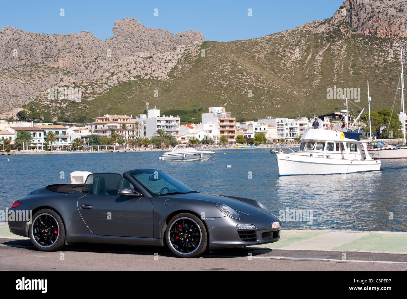 Porsche 911 cabriolet hi-res stock photography and images - Alamy