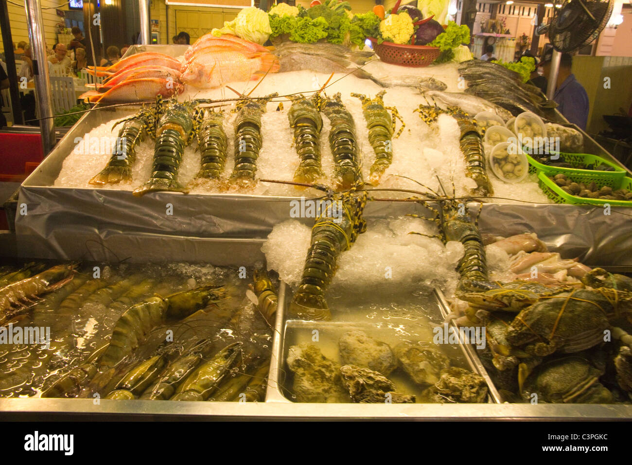 Fresh Lobsters, Crustaceans, and fish Stock Photo Alamy