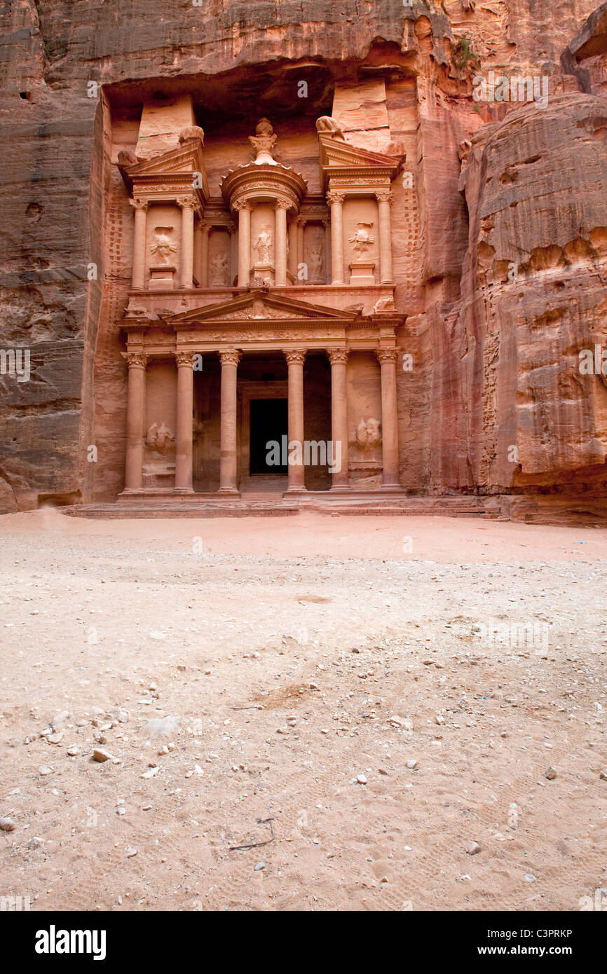 The temple or treasury in Petra, Jordan. Stock Photo
