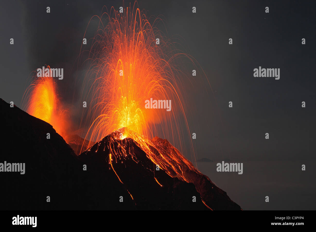 Italy, Sicily, Stromboli volcano erupting Stock Photo Alamy