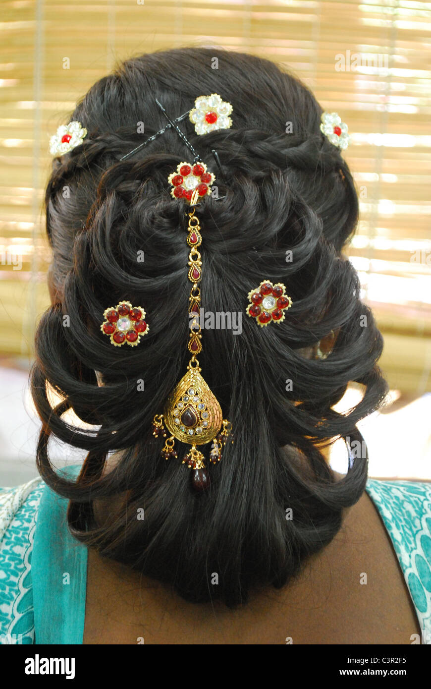 Pretty Bridesmaids Wedding Hairstyles for Long Hair  FashionShala