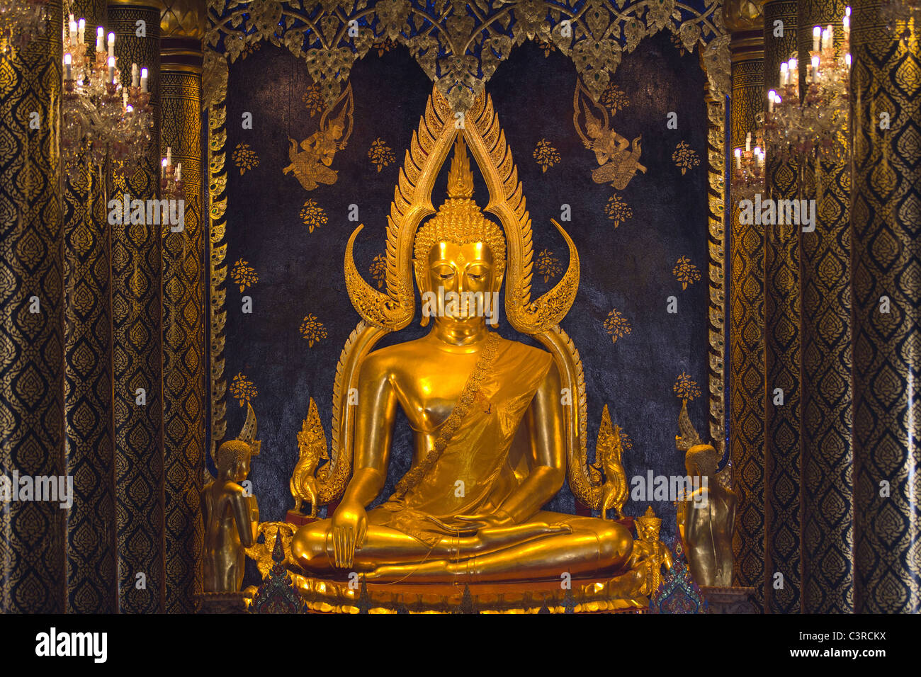 beautiful golden buddha statue in wat phra si ratana mahathat temple, thailand Stock Photo