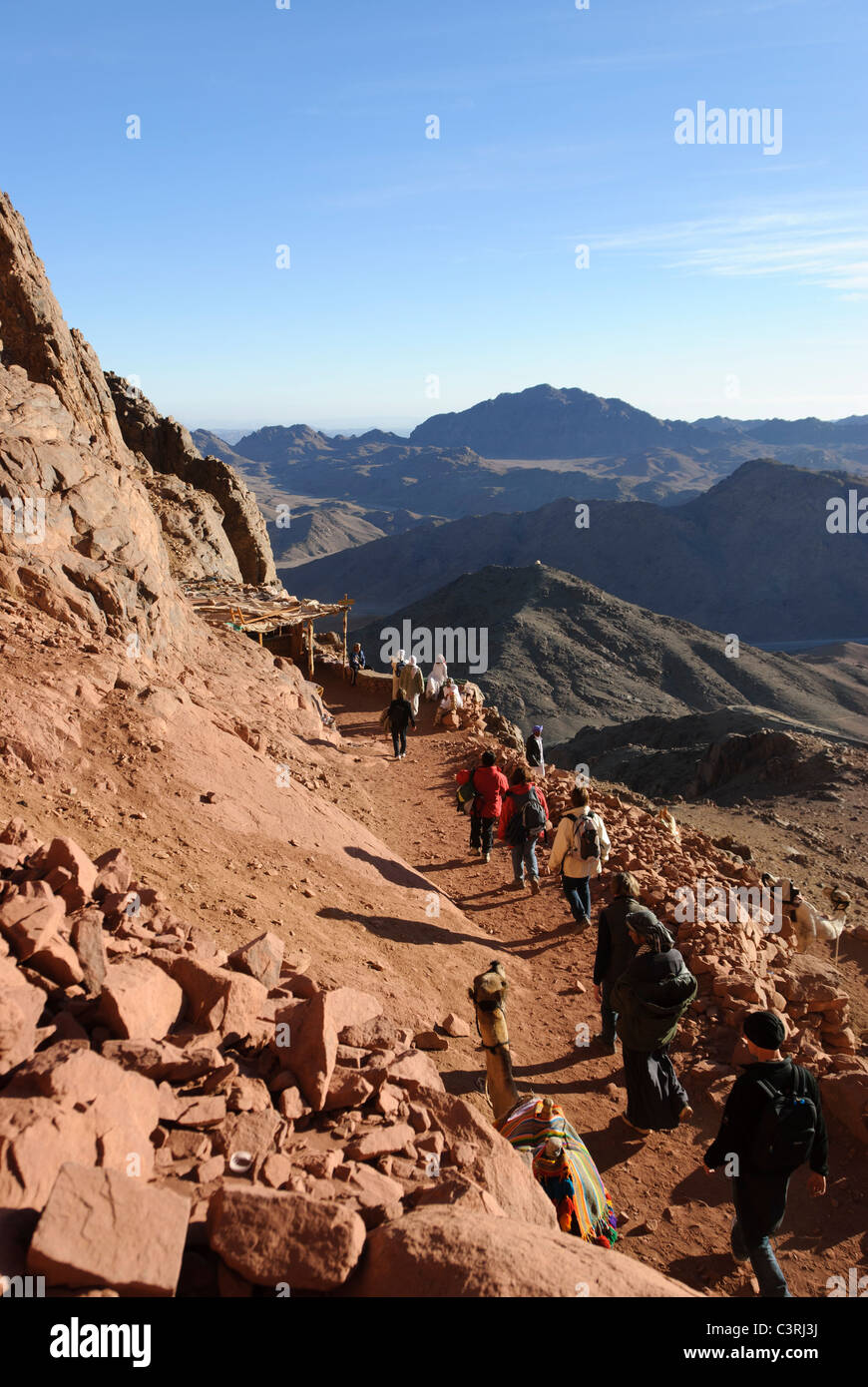 Tourists descending the mountain - Mount Sinai - St. Catherine Protectorate, Egypt Stock Photo