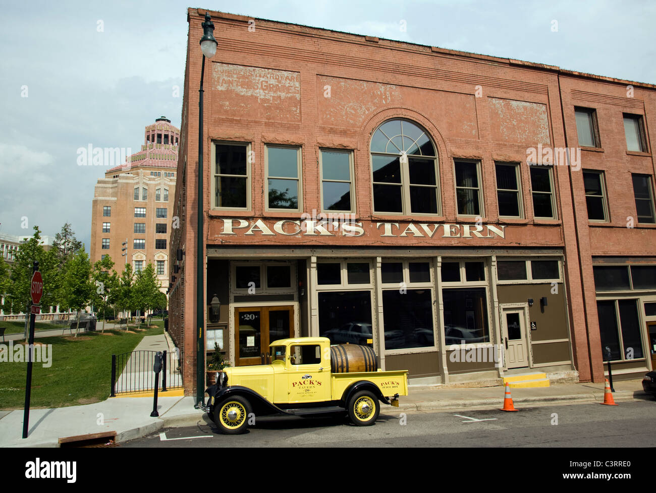 Pack's Tavern - Pack Square - Asheville, North Carolina USA Stock Photo