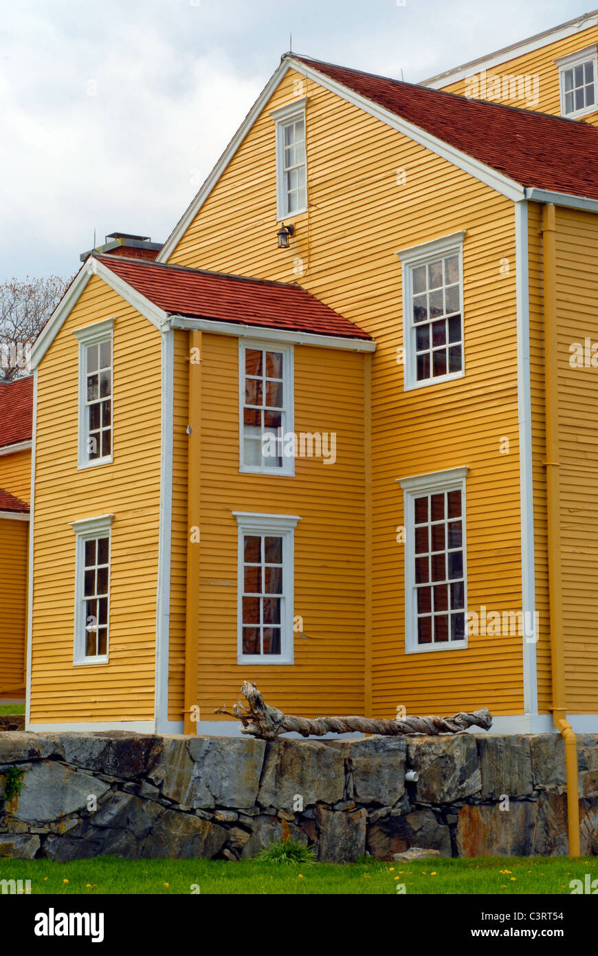 WentworthCoolidge Mansion in Spring. Portsmouth, New Hampshire Stock
