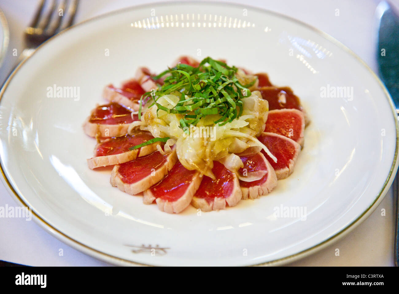 Seared tuna, Cipriani Dolci, inside Grand Central Station, New York City Stock Photo