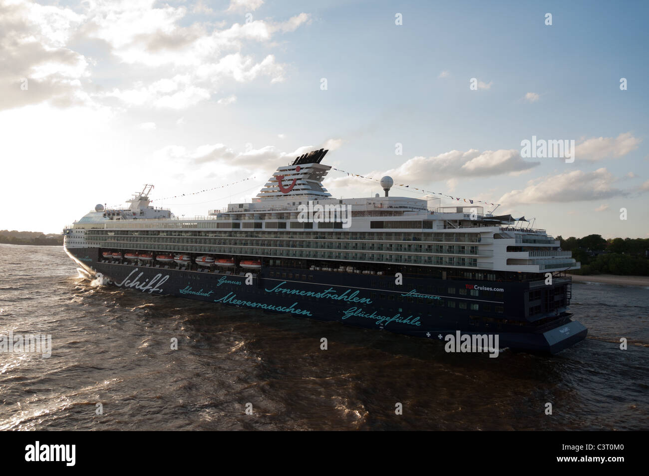  Mein schiff 2 hi-res stock photography and images - Alamy 