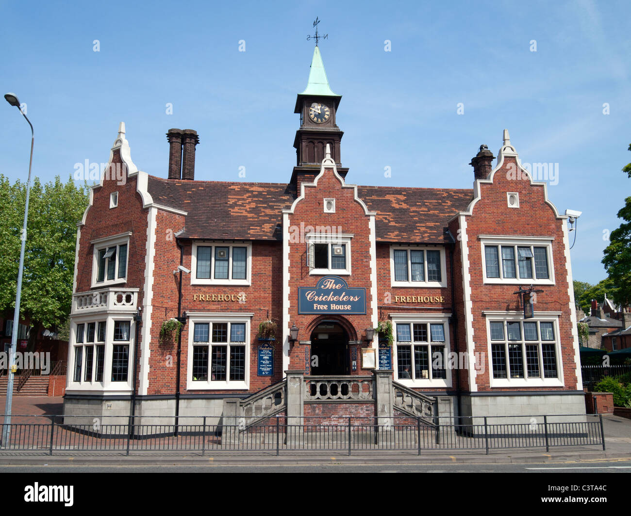 The Cricketers Free House pub in Ipswich, England UK. Stock Photo