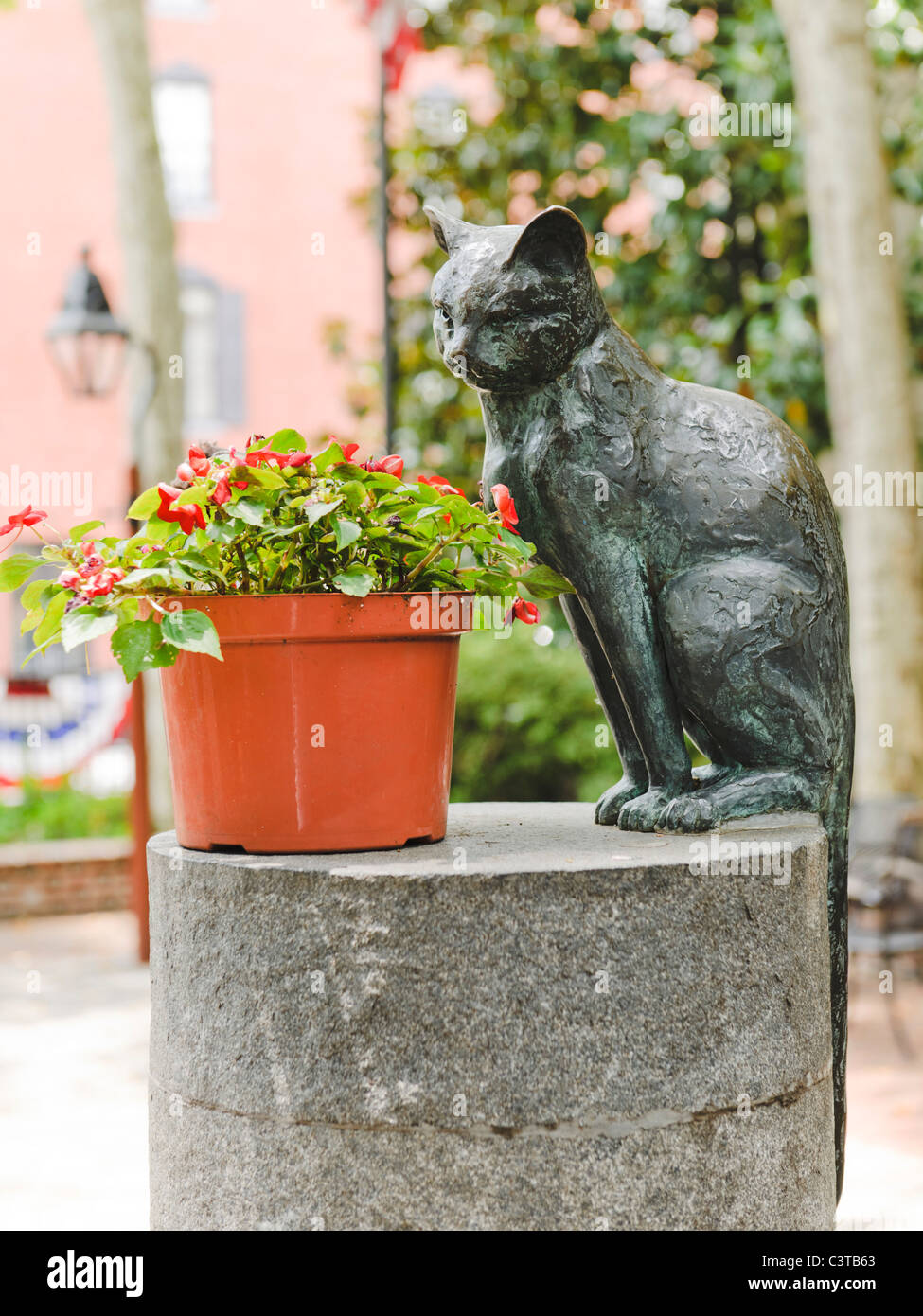 Betsy Ross House Cat sculpture, Philadelphia Stock Photo