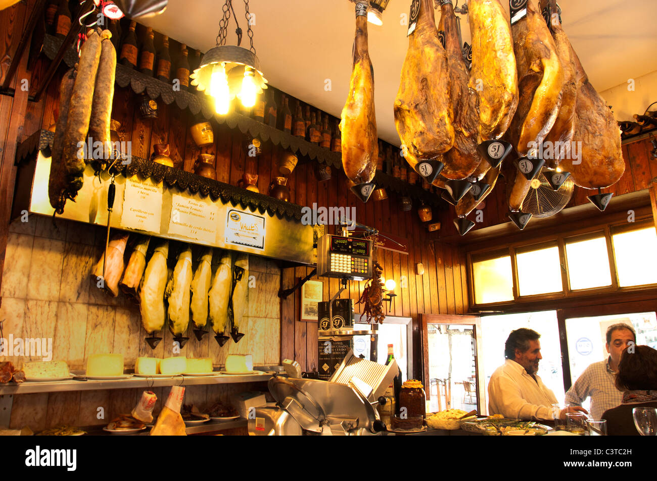 Rctorant Casa valles san sebastian restaurant hi-res stock photography and ...
