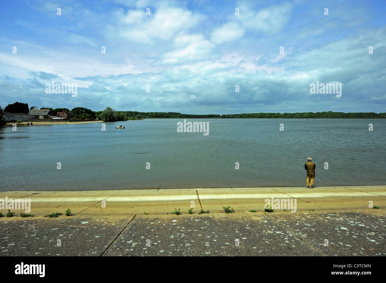 Arlington reservoir fishing hires stock photography and images Alamy