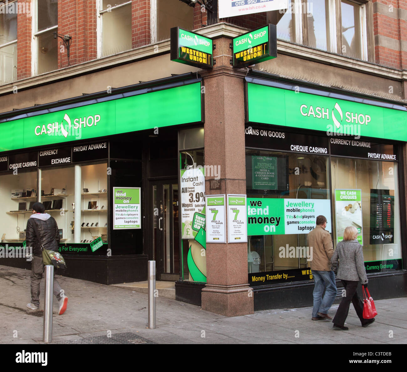 Cash payment uk shop hires stock photography and images Alamy