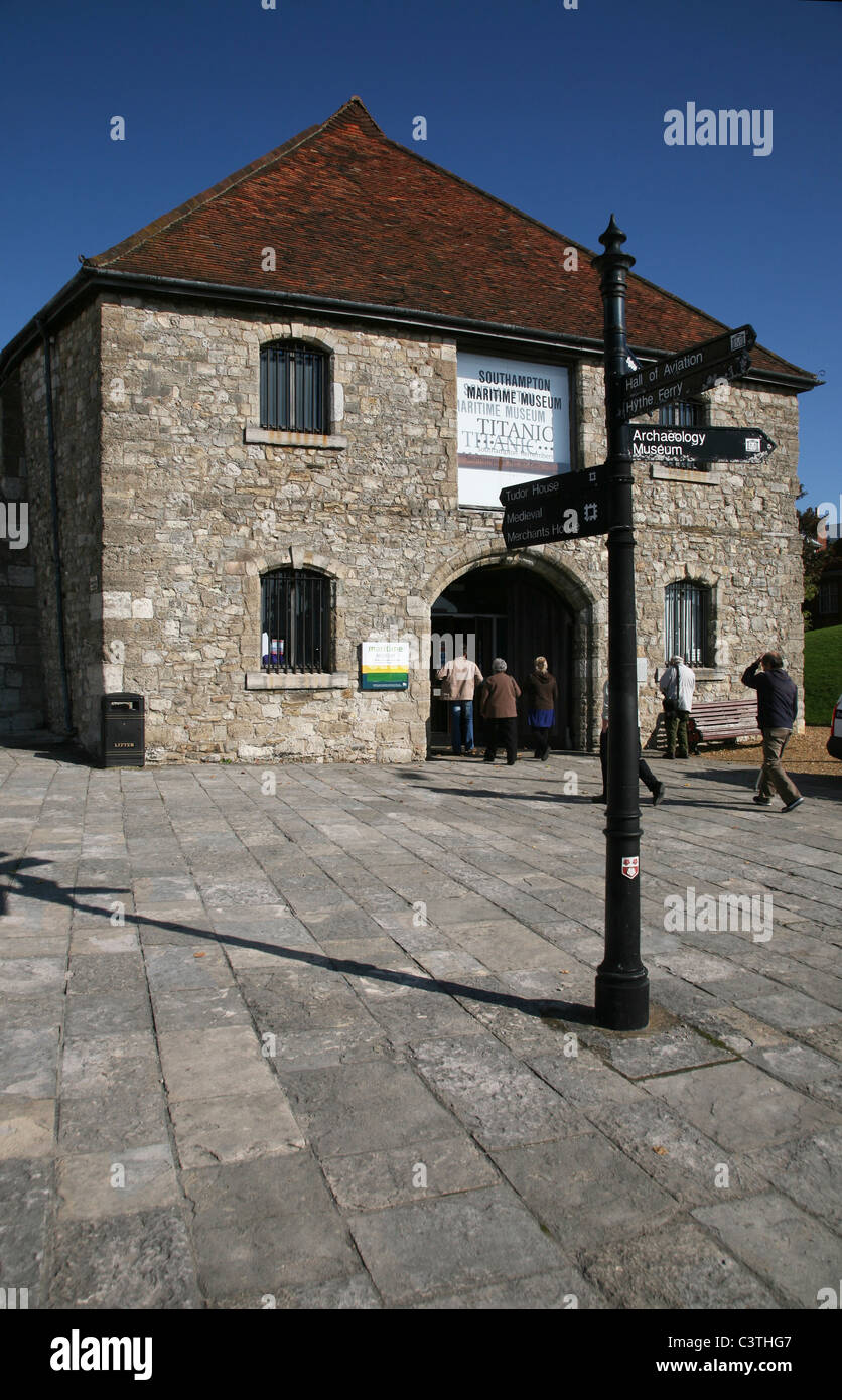 Southampton wool house hires stock photography and images Alamy