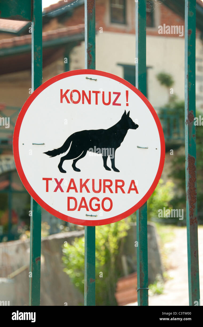 Kontuz TX Akurra Dago  beware of the dog Spain Basque Country Stock Photo