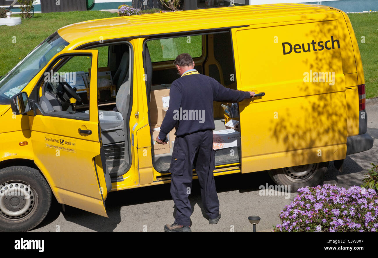 deutsche-post-delivery-van-stock-photo-36814239-alamy