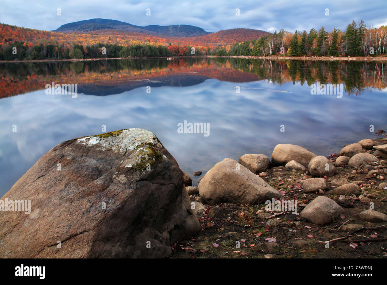 Loon lake hi-res stock photography and images - Alamy