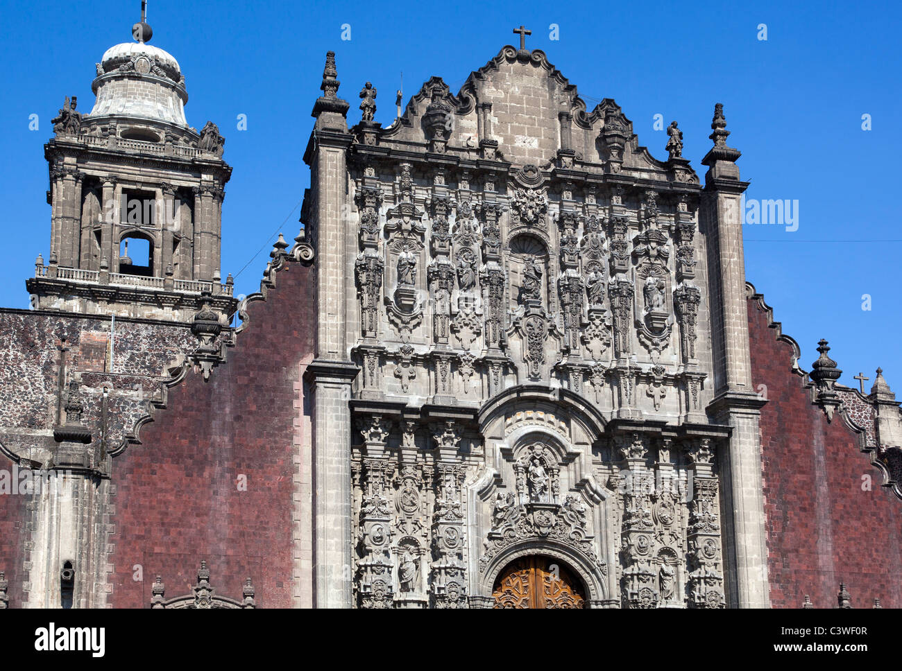 tabernacle entrance of the metropolitan cathedral of the assumption of mary of mexico city stock photo alamy tabernacle entrance of the metropolitan cathedral of the assumption of mary of mexico city stock photo alamy
