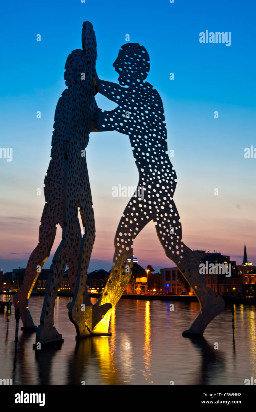 Molecule Man sculpture from artist Jonathan Borowsky on River Spree, Berlin, Germany Stock Photo