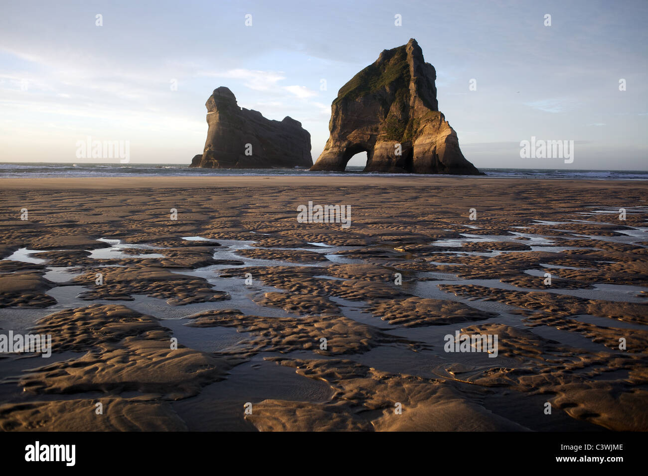 Wharariki Beach And Archway Islands Golden Bay South Island New Stock Photo Alamy Wharariki Beach And Archway Islands Golden Bay South Island New Stock Photo Alamy
