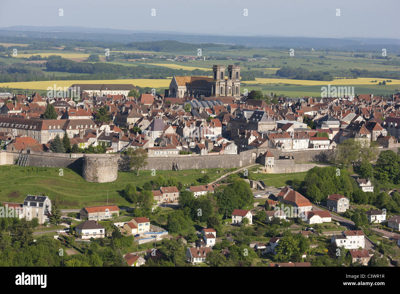 AERIAL VIEW. Medieval citadel on a plateau with Saint-Mammès Cathedral in its center. City of Langres, Haute-Marne, Grand Est, France. Stock Photo