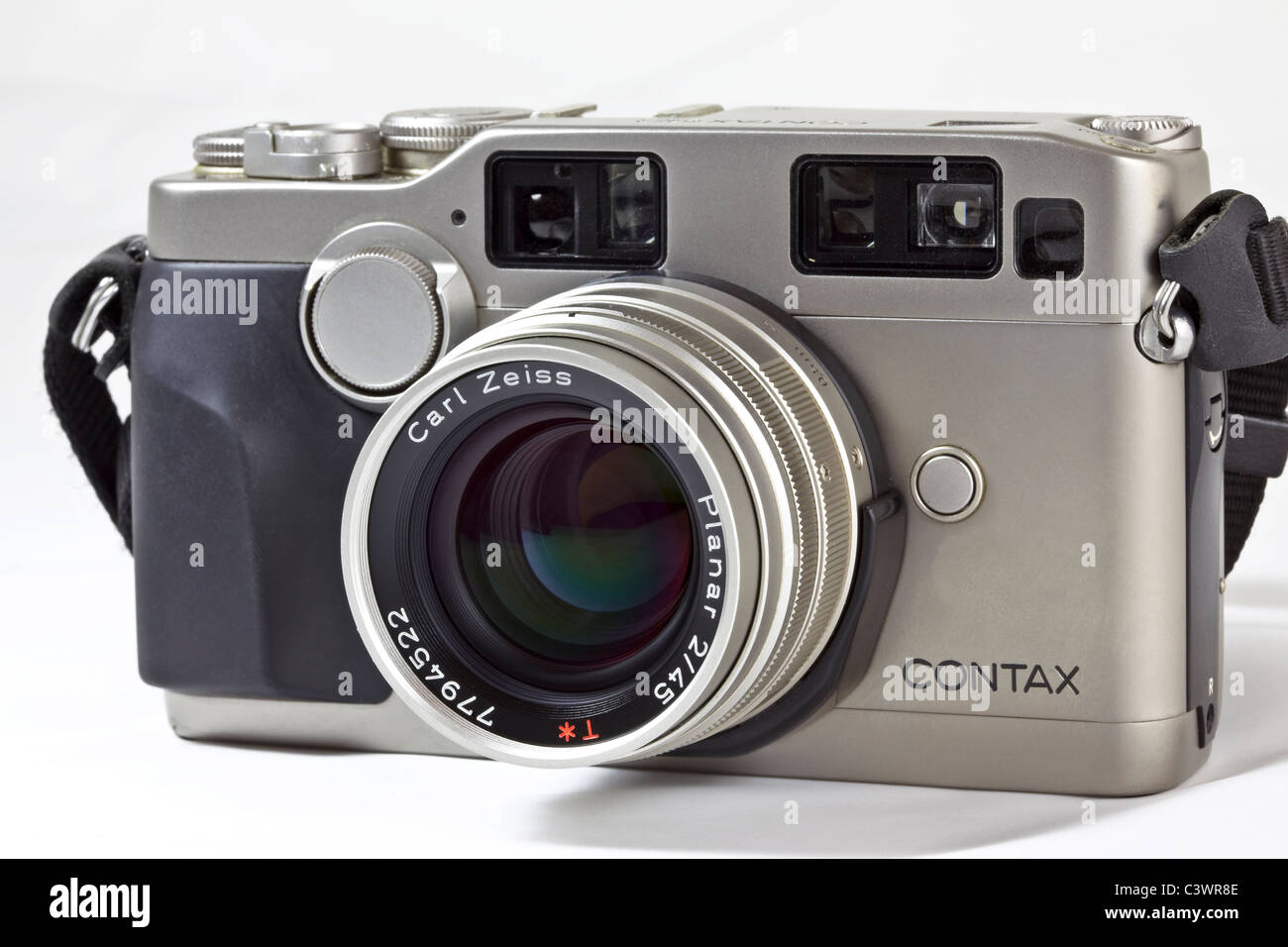Film camera. Contax G2 35mm rangefinder Stock Photo Alamy