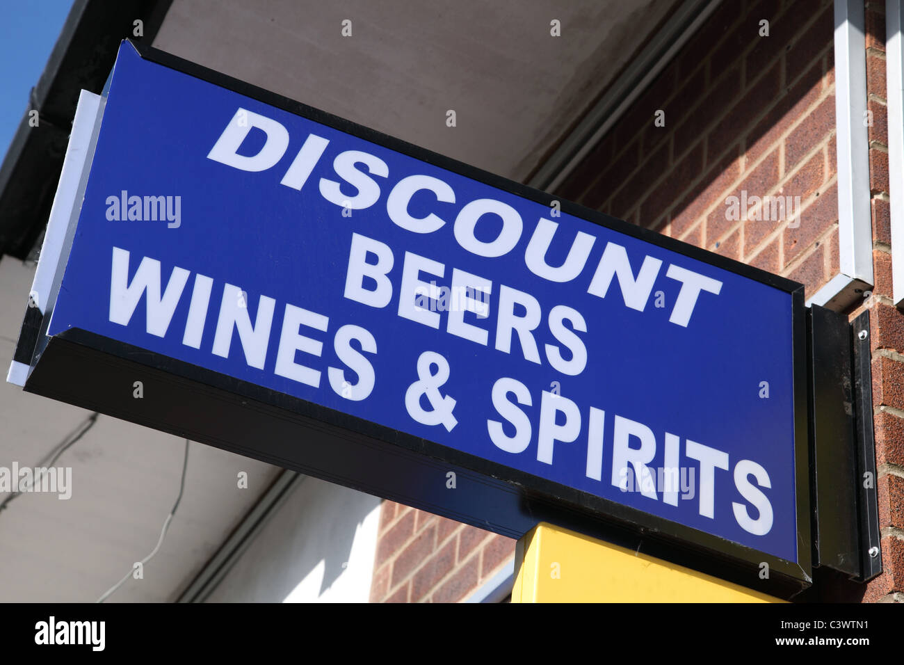 Alcohol uk advert hires stock photography and images Alamy
