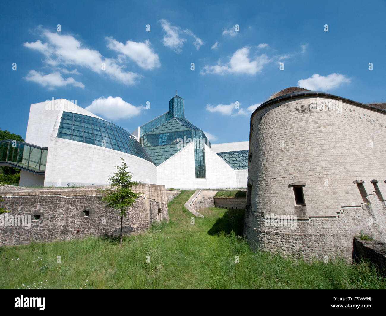 Modern Art Museum MUDAM Musee d'Art Moderne Grand Duc Jean Luxembourg city  Stock Photo - Alamy