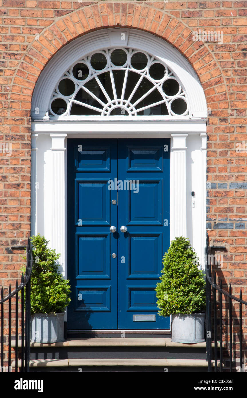 Front door uk hires stock photography and images Alamy