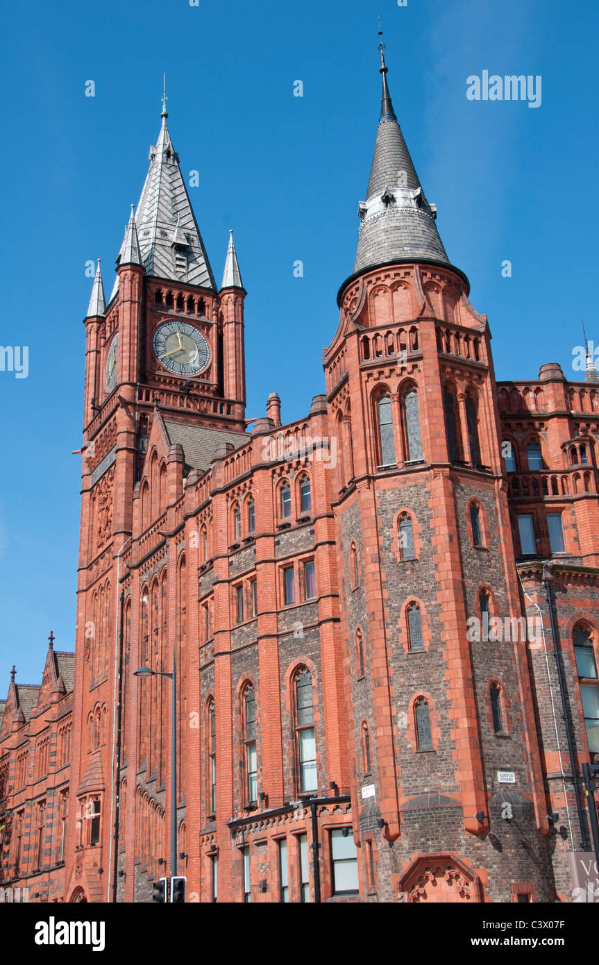 Red brick british university hi-res stock photography and images - Alamy